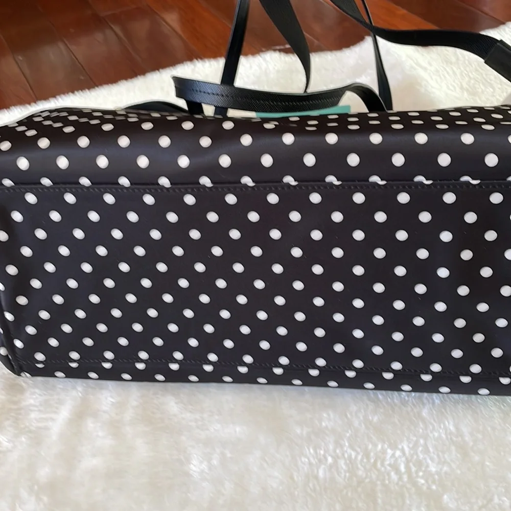 Kate Spade Big Tote! Polka dot pattern and nylon material w long crossbody strap